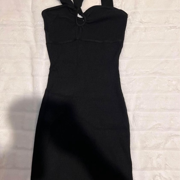 Abercrombie Knit Cross Strap Mini Dress Black (size Small) - Picture 3 of 5